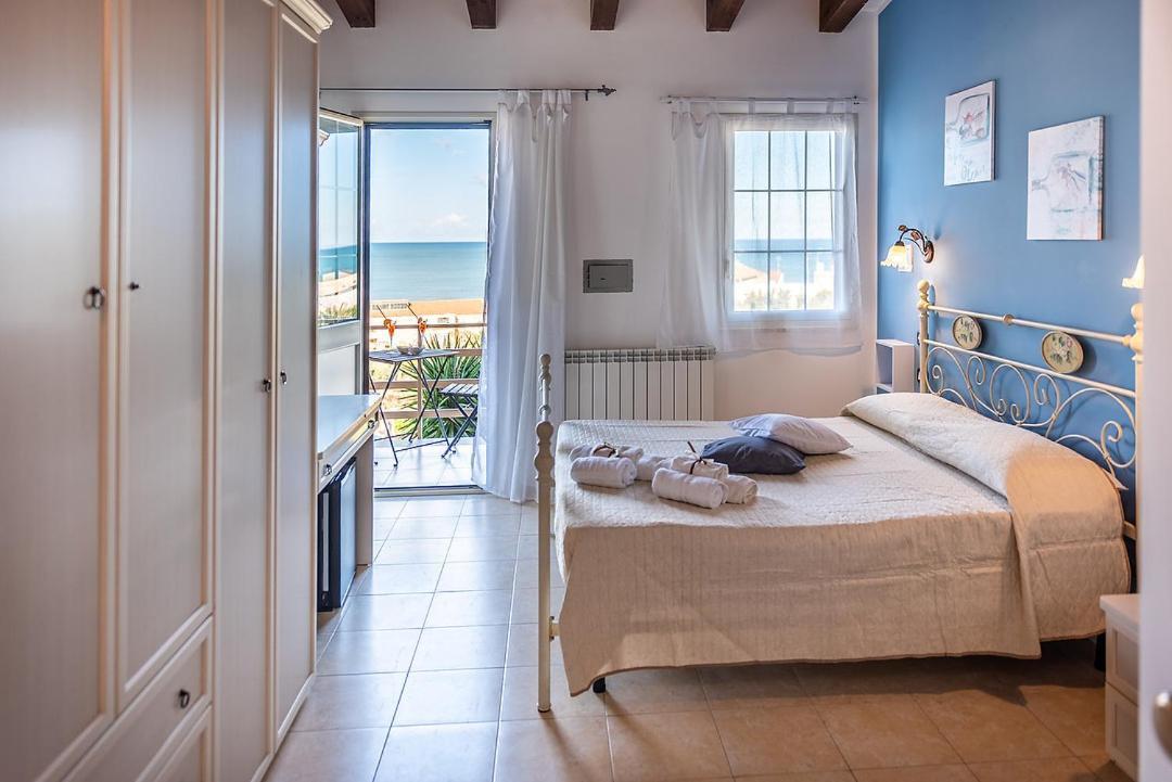 Sciuscia' Bed & Breakfast Алкамо Екстериор снимка